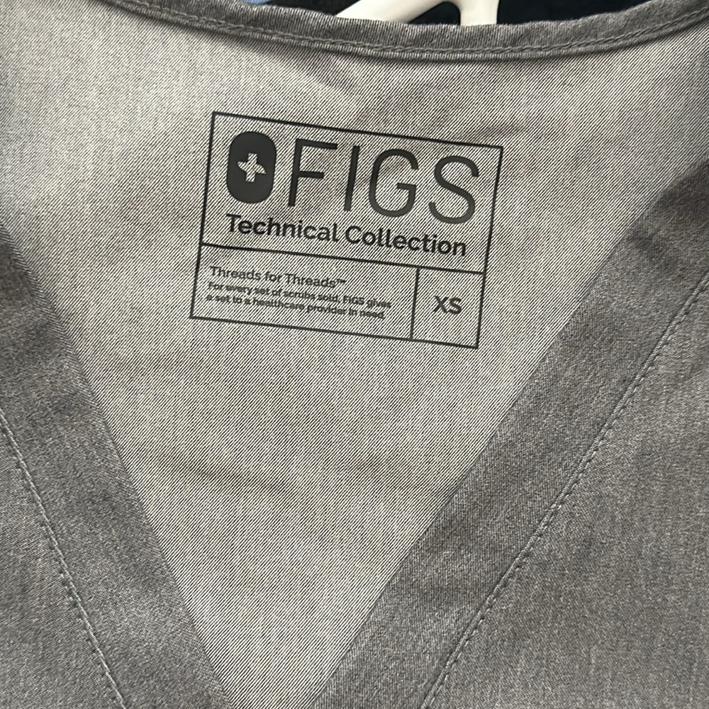 FIGS Graphite Set XS - Picture 5 of 7